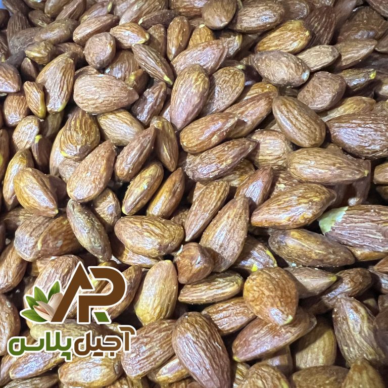 مغز بادام درختی